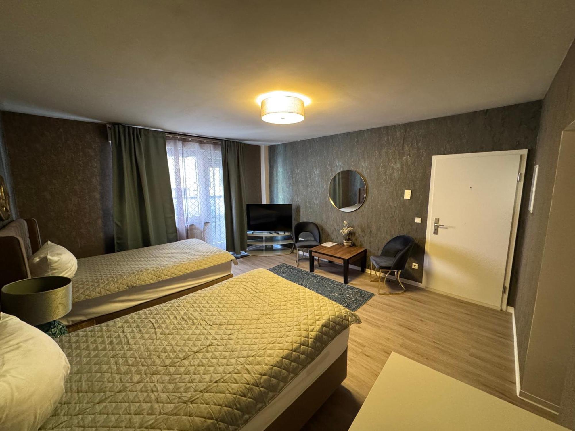 Haus Thomas Apartment ดอร์ทมุนด์ ภายนอก รูปภาพ